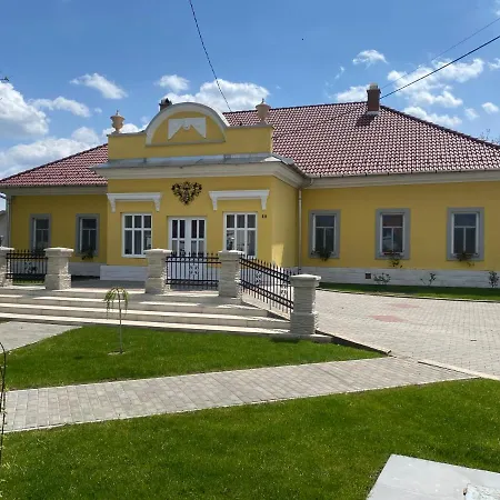Konukevi Kuria Vendeghaz Poroszló