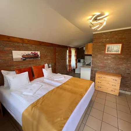 Kuria Vendeghaz Guest house 3*